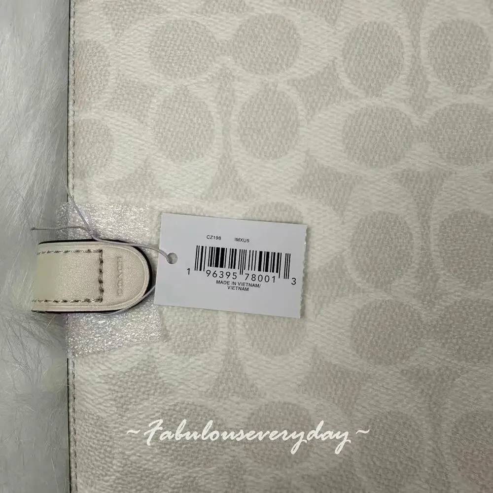 Coach Snap Notebook In Signature Canvas/Silver/Chalk CZ198 NWT